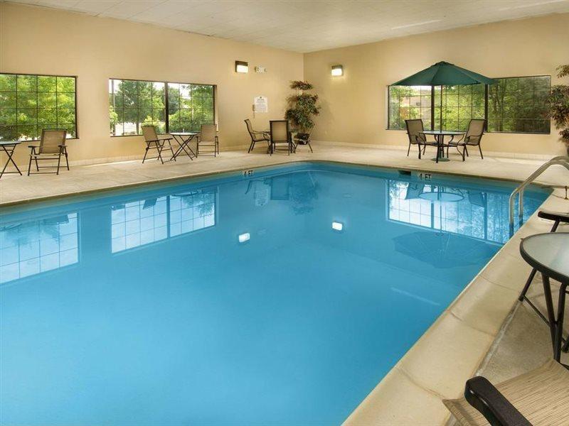 Comfort Suites Dulles Airport Chantilly Exterior foto