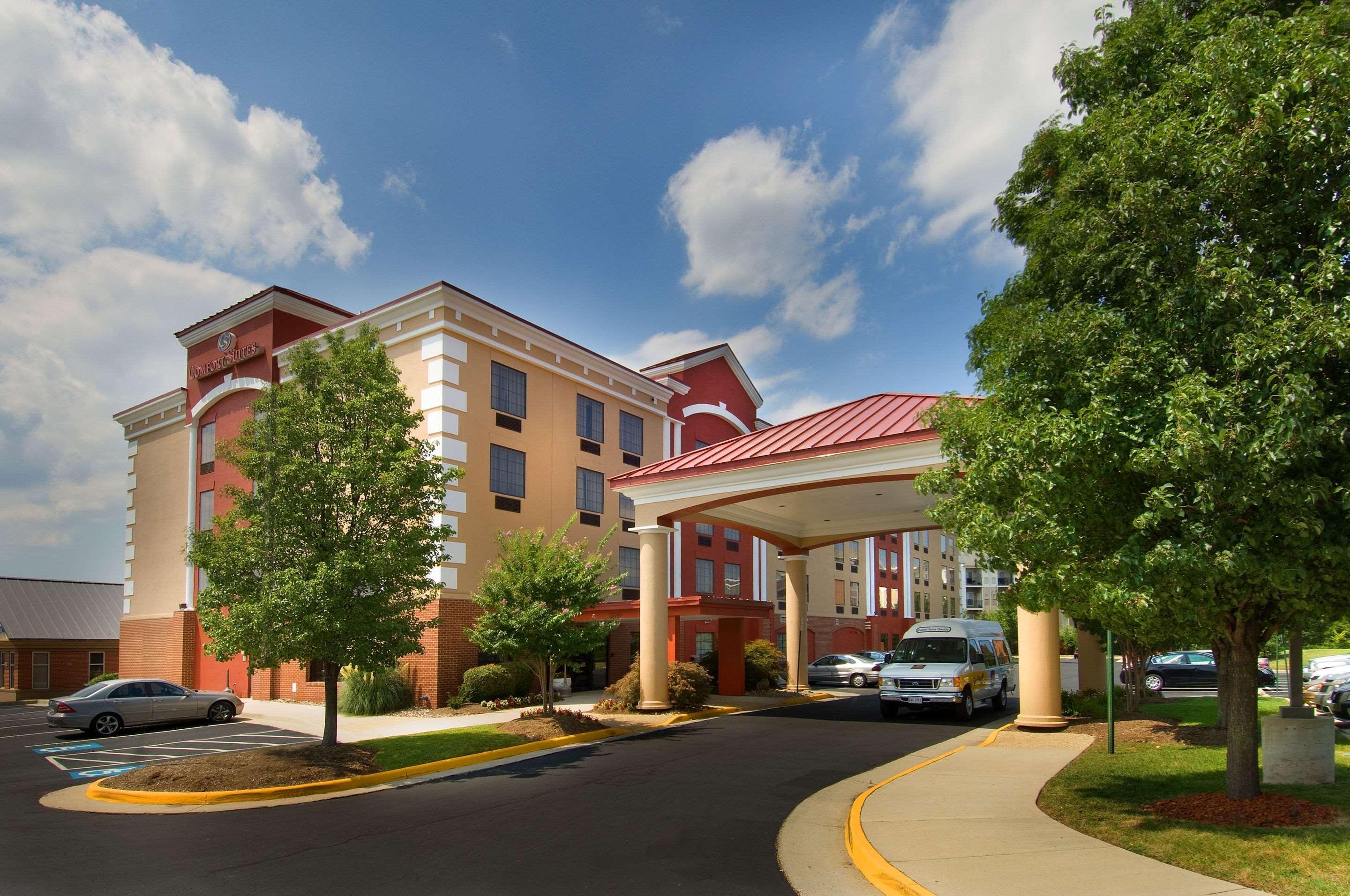 Comfort Suites Dulles Airport Chantilly Exterior foto