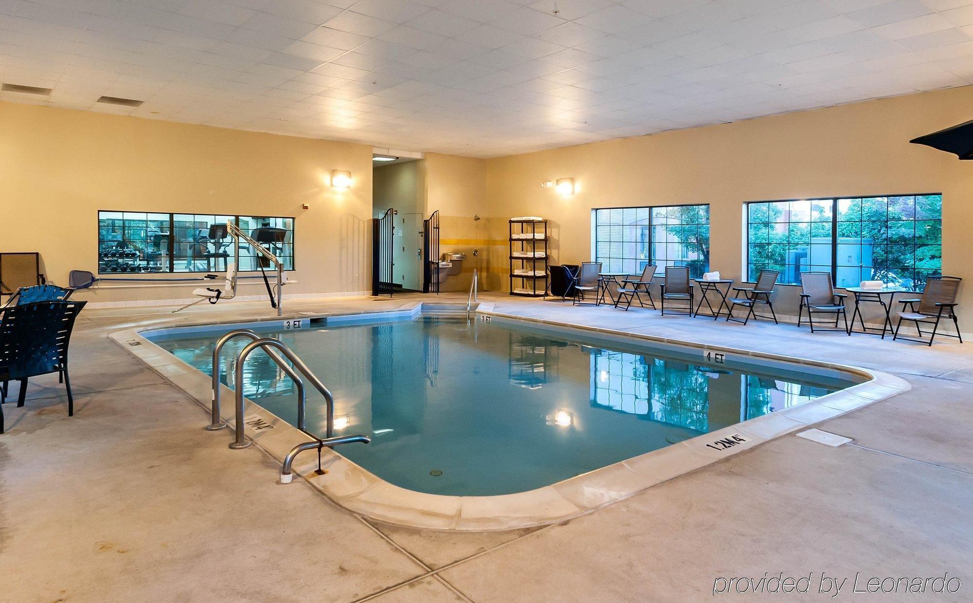Comfort Suites Dulles Airport Chantilly Exterior foto