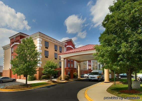 Comfort Suites Dulles Airport Chantilly Exterior foto